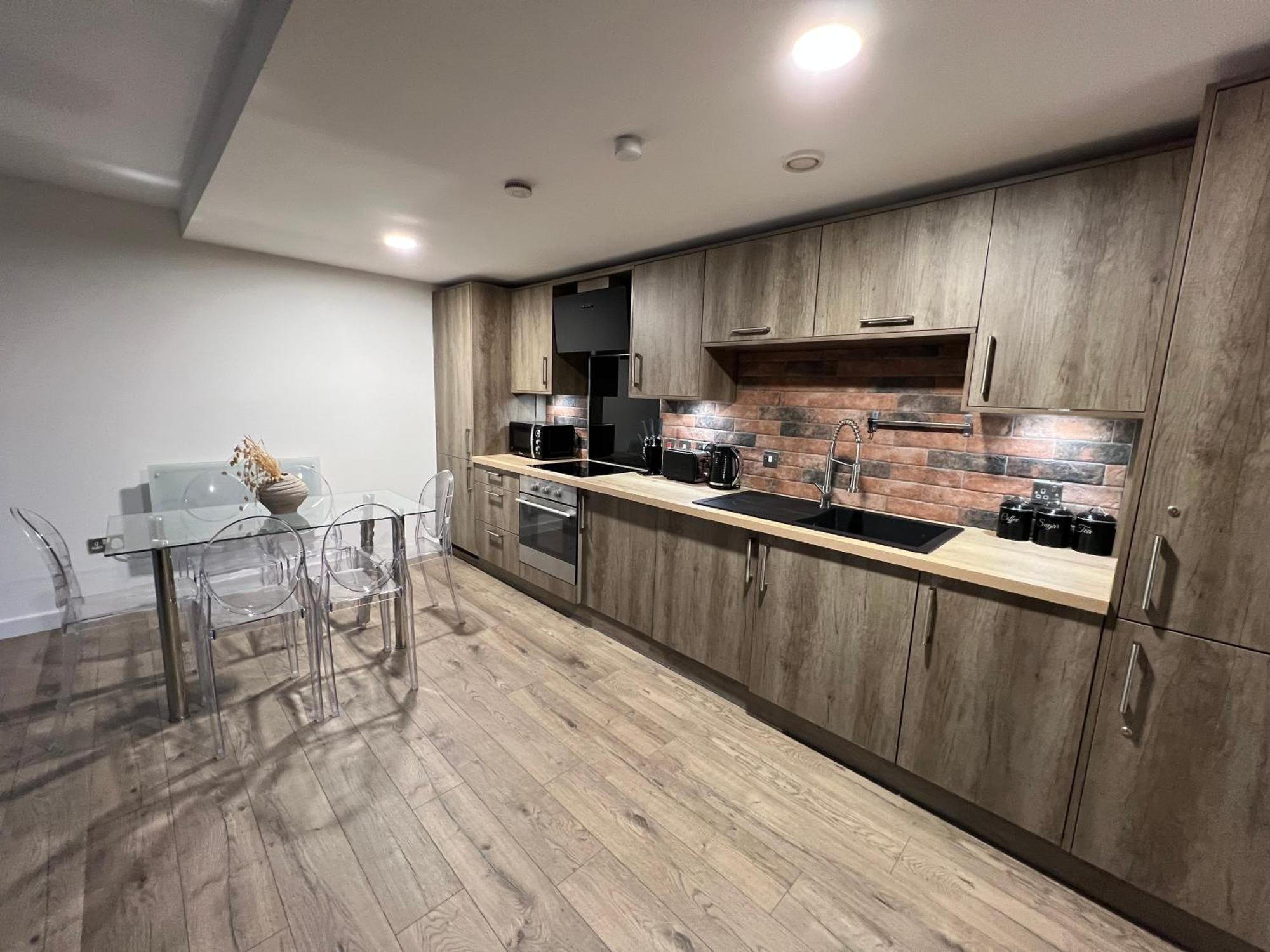 2 Bedroom Penthouse View Apartment